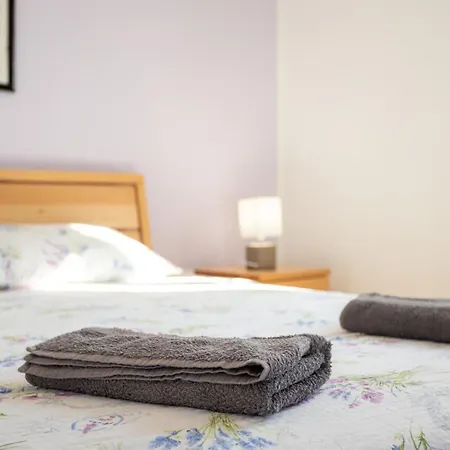 Regina 1 Apartment *