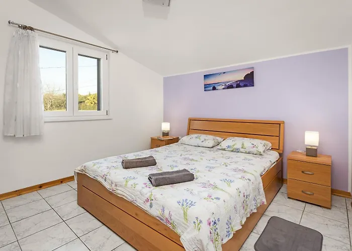 Regina 1 Lejlighed *