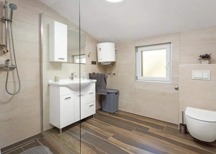 Regina 1 Lejlighed Banjole